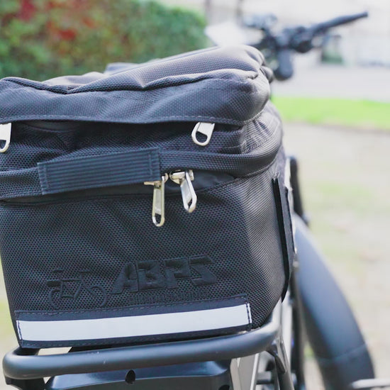 Rear Trunk bag on the bike rack outside showing the bags internal and external properties.